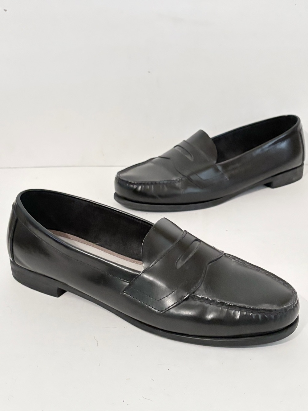 Eastland Classic II Black Leather Penny Loafers